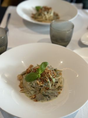Pasta con carciofi locali, broccoli, capperi e tofu vellutato  at Marixx in Ventimiglia