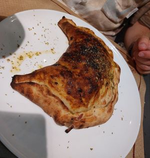  at Lestro Pizza Restaurant in Brescia