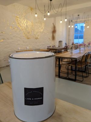 We love coffee! Almanac has a bespoke unique coffee blend “the Almanac blend” created for the cafe by local roasters “Lars and Margo” at Almanac Cafe in Plymouth