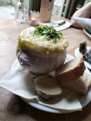 Vegan uiensoep at 't Koffiehuuske in Heerlen