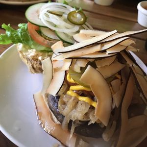 Cocobacon Cheeseburger at Luv Burger in Samara