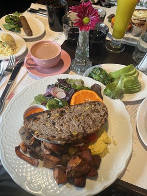 Vegan brunch   at Régine Café in Montreal