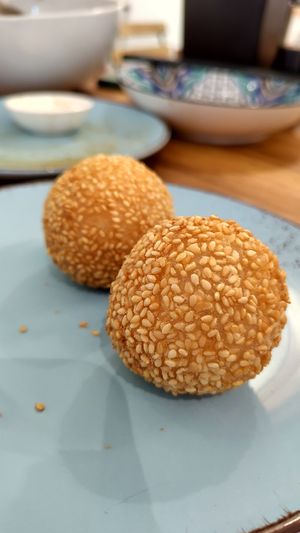 Deep fried sesame balls with red bean filling at Da Mai in Cologne