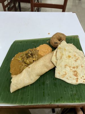 the food  at Malayan Cafe in Jaffna