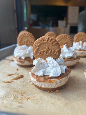 Vegan mini cheesecakes at Main Street Bistro in Bisbee