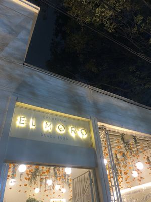 El Moro en La Tarde 🫶🏽💕 Temporada de Día de Los Muertos   at Churrería El Moro - Coyoacán in Mexico City