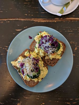 Scrambled tofu sandwich at Bataat in Amsterdam