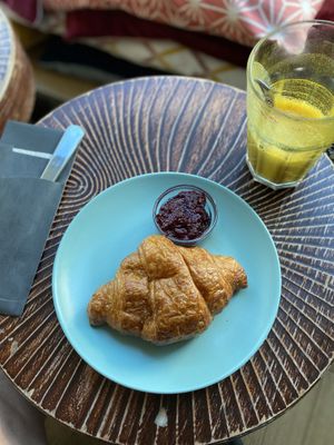 Vegan croissant and magical raspberry jam 🥲 at Bataat in Amsterdam