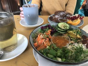 vegan buckwheat pancakes & vegan bibimbap at Bataat in Amsterdam