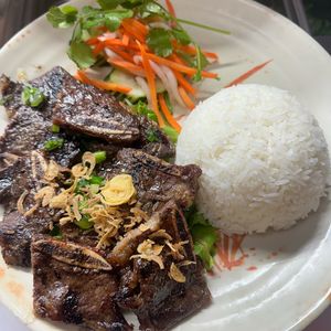  at ViVi Pho Arapahoe in Englewood