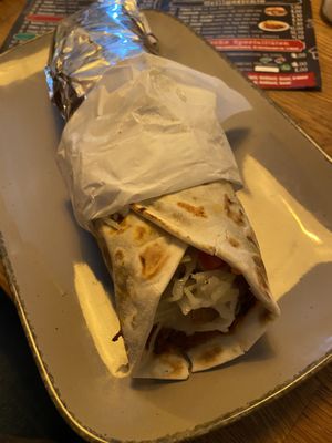 Veganer Lahmacun mit Seitandöner  at Jambu am Siggi in Bielefeld