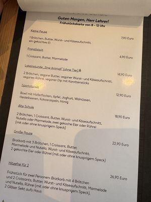 Menü  at Café Die Alte Schule in Hennef