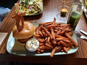 Onion Burger  at Apple & Eve - Vegan & tierisch lecker in Hamburg