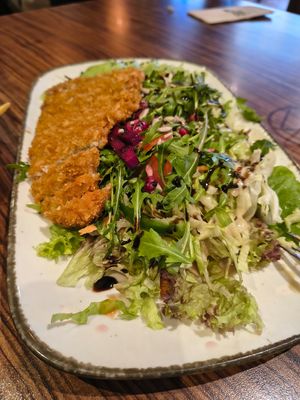 Avocado salad at Apple & Eve - Vegan & tierisch lecker in Hamburg