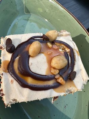 veganer Kuchen, enthält Zucker und Gluten at Apple & Eve - Vegan & tierisch lecker in Hamburg