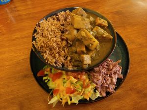 Vegetable Curry at Hummingbird in Newtown