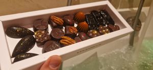 Vegan selection at Chocolaterie Sukerbuyc in Bruges