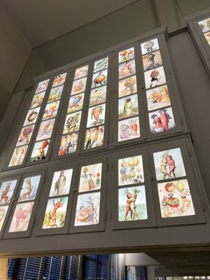 Amusing decor  at Casa Vegetariana in Porto