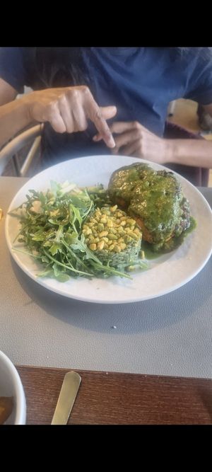 Cauliflower steak with wild rice at Casa Vegetariana in Porto