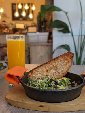  at Mokambo Breakfast & Brunch & Lunch Sevilla in Sevilla
