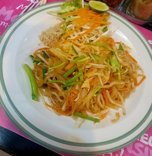 Pad Thai- Made Vegan at Thai Express Restaurant in Koh Samui