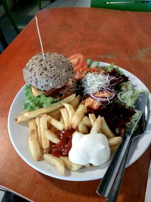 dvs burger menu at De Vegetarische Snackbar in The Hague