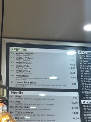 kleine aber feine vegane Karte!  at Royal Mardini in Waldkirch