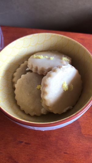 peanut biscuits with lemon glaze icing at Upa Chalupa in San Fabian De Alico
