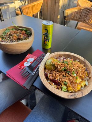  at Hawaiian Poké Bowl - Antwerp Tower in Antwerpen