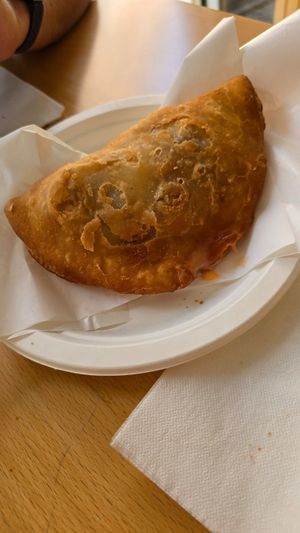 Fried vegan pizza at Siciliamo in Cagliari
