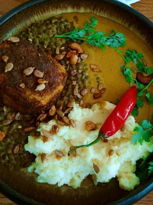 Nya sal at Meshek Barzilay in Tel Aviv