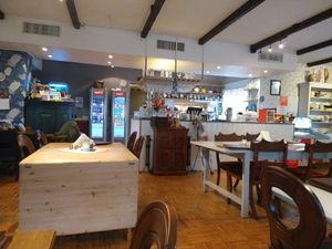 Seatings at Café Hjemme hos Svigers in Oslo