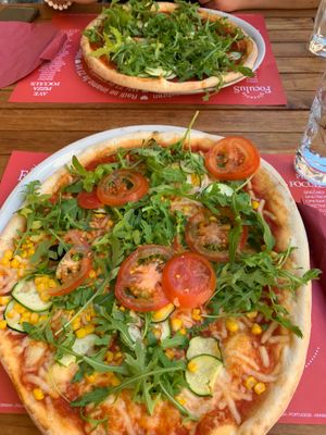 Vegan pizzas with vegan cheese (Trnovo & Summer) at Pizzeria Foculus in Ljubljana