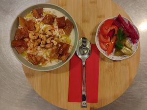 Chickpea "Fatteh" at Pele-Mele in Berlin