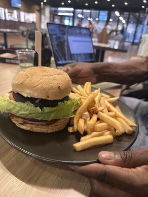 Yum  at Kings Canyon Bar & Grill in Petermann