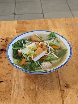 Veggie instant noodle at Surn Yi Vegetarian Restaurant in Phnom Penh
