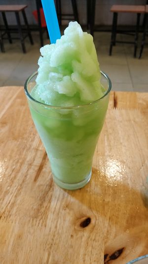 Kiwi shake at Surn Yi Vegetarian Restaurant in Phnom Penh