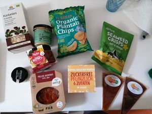 Von Kochbananenchips bis Fruchtleder... at Veganz in Berlin