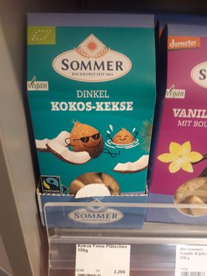 Coconut biscuits at Veganz in Berlin