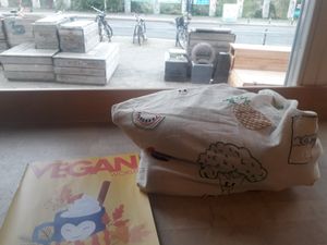 Vegan magazine in the deli at Veganz in Berlin