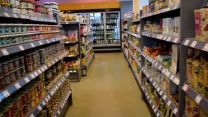 store aisle at Veganz in Berlin