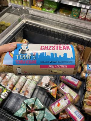 To go food  at Veganz in Berlin