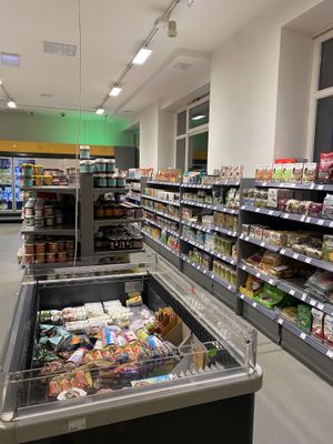 Shop  at Veganz in Berlin