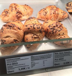 chocolate croissants #Veganuary at Veganz in Berlin