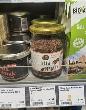 Black salt #Veganuary at Veganz in Berlin