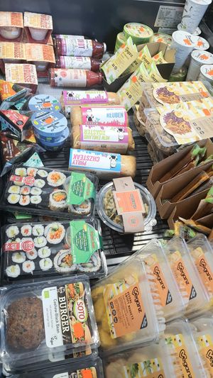 instant foods #Veganuary at Veganz in Berlin