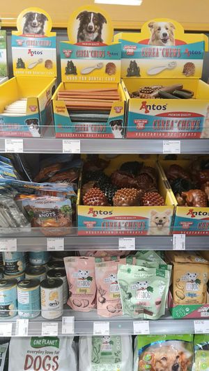 veggie dog food #Veganuary at Veganz in Berlin