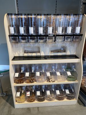 Dried fruits (including chocolate covered)  at Veganz in Berlin