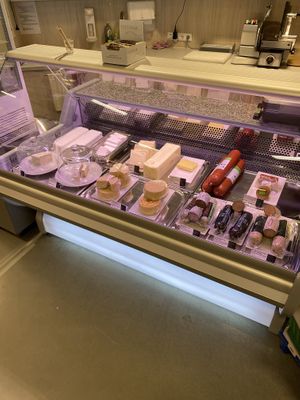 Deli counter  at Veganz in Berlin