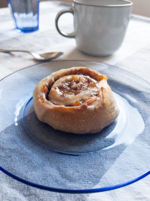 Roll de manzana 🍎   at Coronats in Valencia